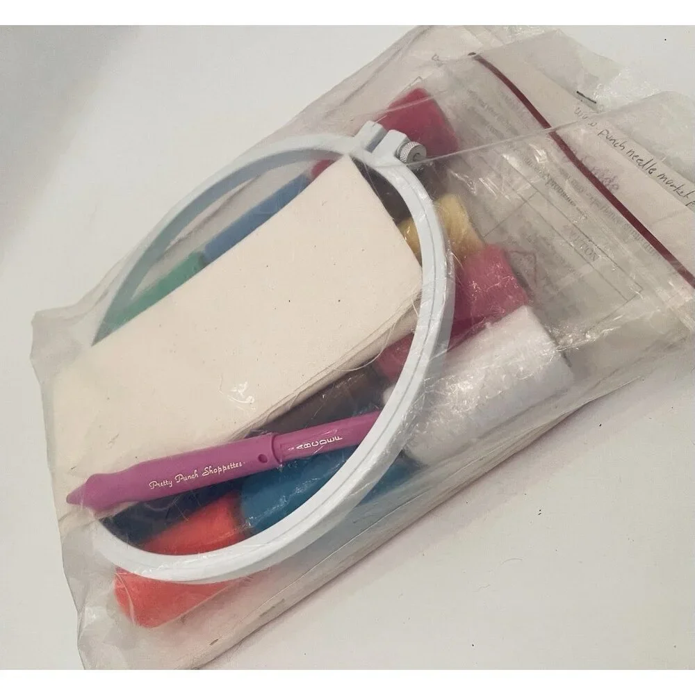 Dial-A-Loop Needle Punch Embroidery Starter Pak Hoop Yarn Spools 15 Designs